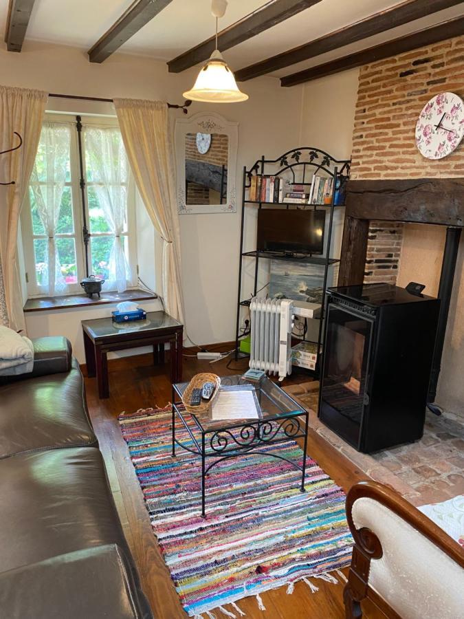 Red Gate Cottage Saulgond Dış mekan fotoğraf